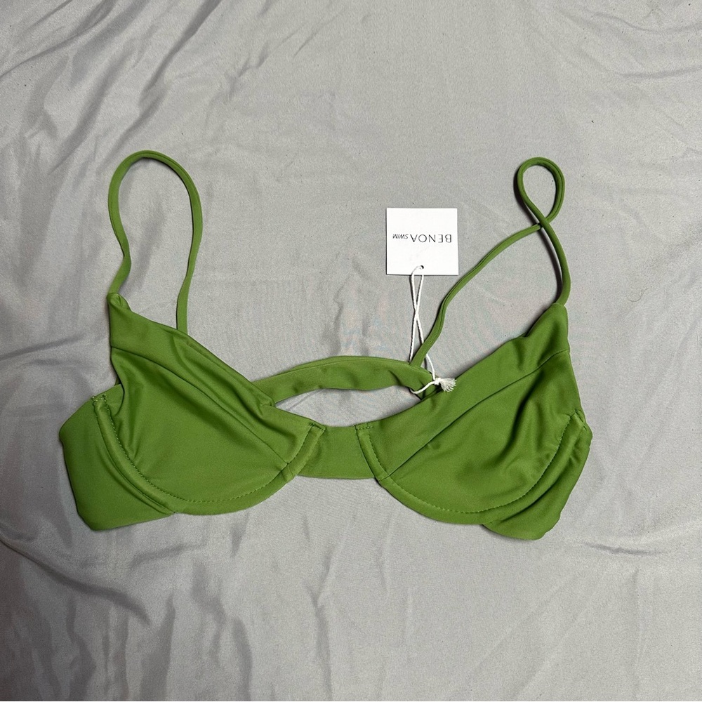 BENOA Shea Top in Ti